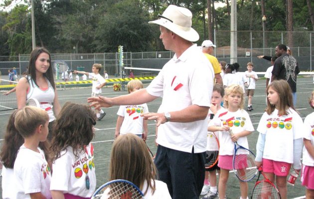 Avondale resident named USTA Florida tennis volunteer of the month