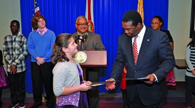 Stockton Elementary girl wins 3rd place in essay contest
