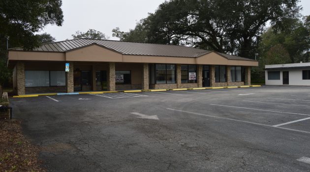 Rezoning to allow new restaurant  in Miramar