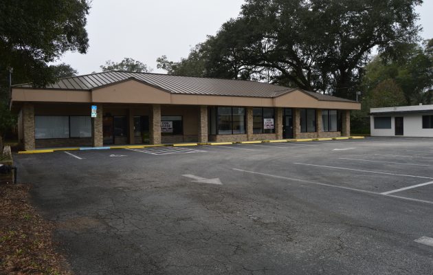 Rezoning to allow new restaurant  in Miramar