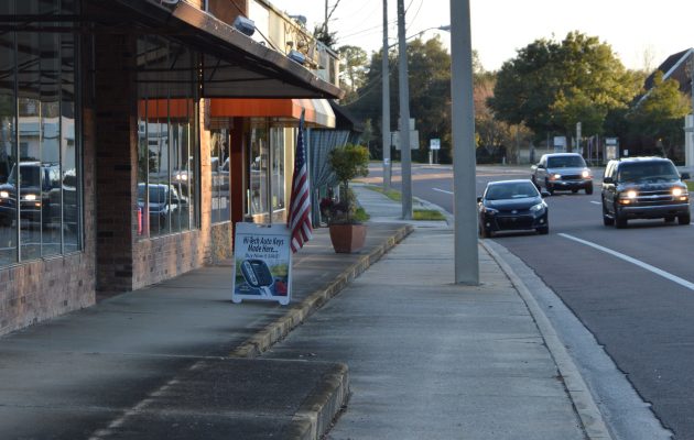 Business owners and bicyclists debate need for Hendricks Avenue on-street parking