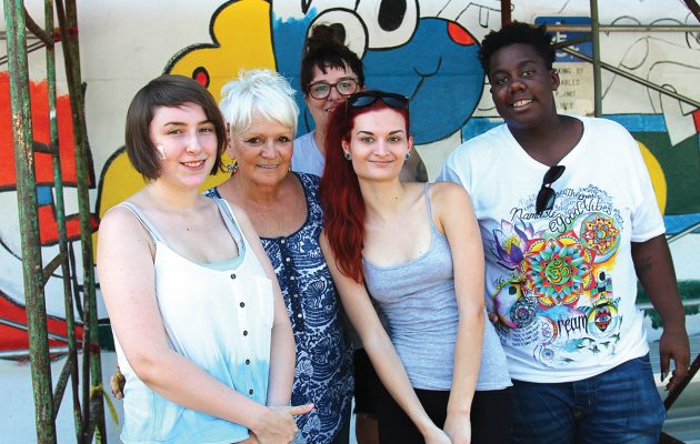 Local teacher, students help turn Murray Hill into canvas for public art