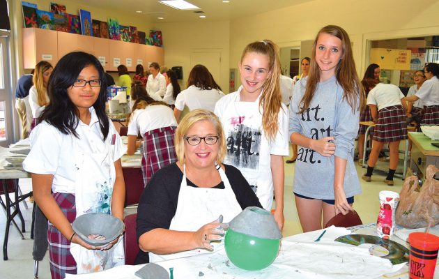 Bishop Kenny students support International Bowls project