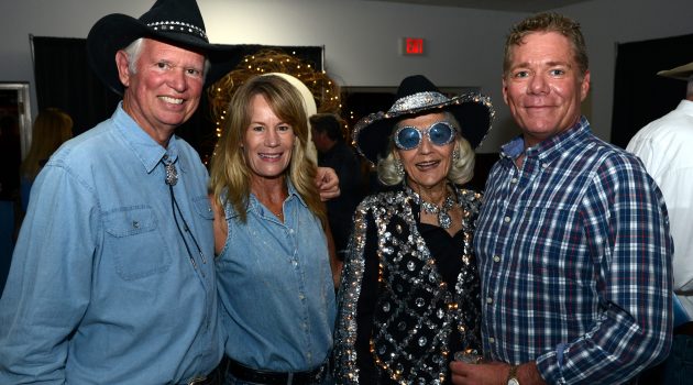 2016 Cowford Ball a boot scootin’ good time