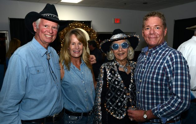2016 Cowford Ball a boot scootin’ good time