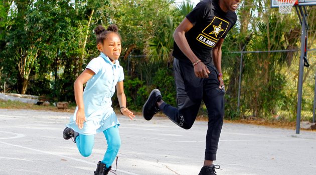Elite runners visit Sanctuary on 8th, thrill students and teachers