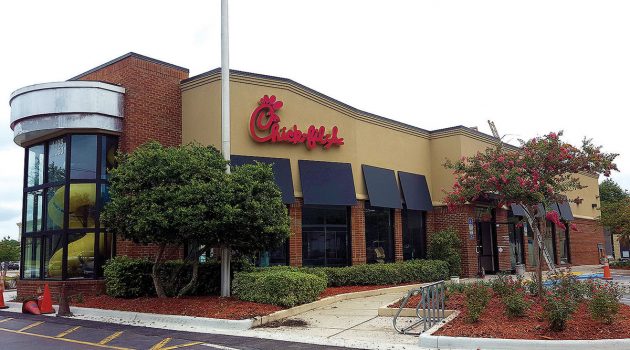 Chick-fil-A re-opens with new décor, new drive-thru bypass lane