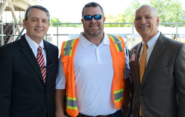 Final beams placed on new Baptist MD Anderson Cancer Center Final beams placed on new Baptist MD Anderson Cancer Center