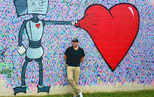 Mural artist’s unique style began as classroom teaching aid Mural artist’s unique style began as classroom teaching aid