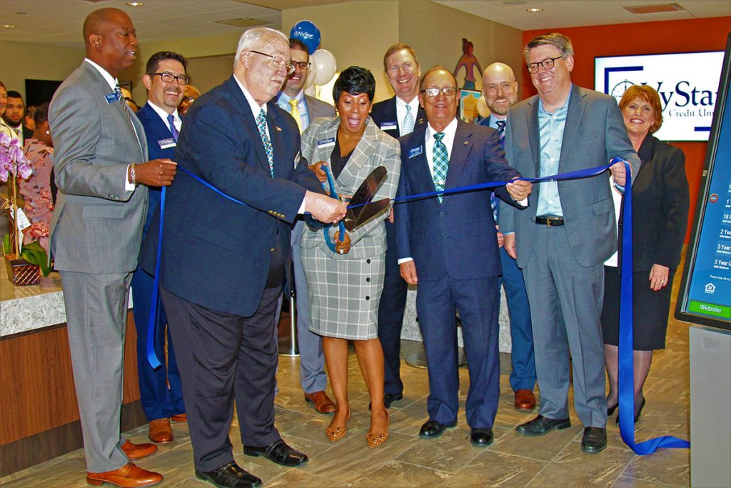 VyStar leaders cut the ribbon for the new San Marco branch. Front: Rob Carter, Eric Hatfield, Lylia Harris, Bill Vivian and Brian Hughes, representing the Mayor’s Office; back: Jose Delgado, Chad Meadows, Kem Siddons, Joel Swanson and Judith Walz