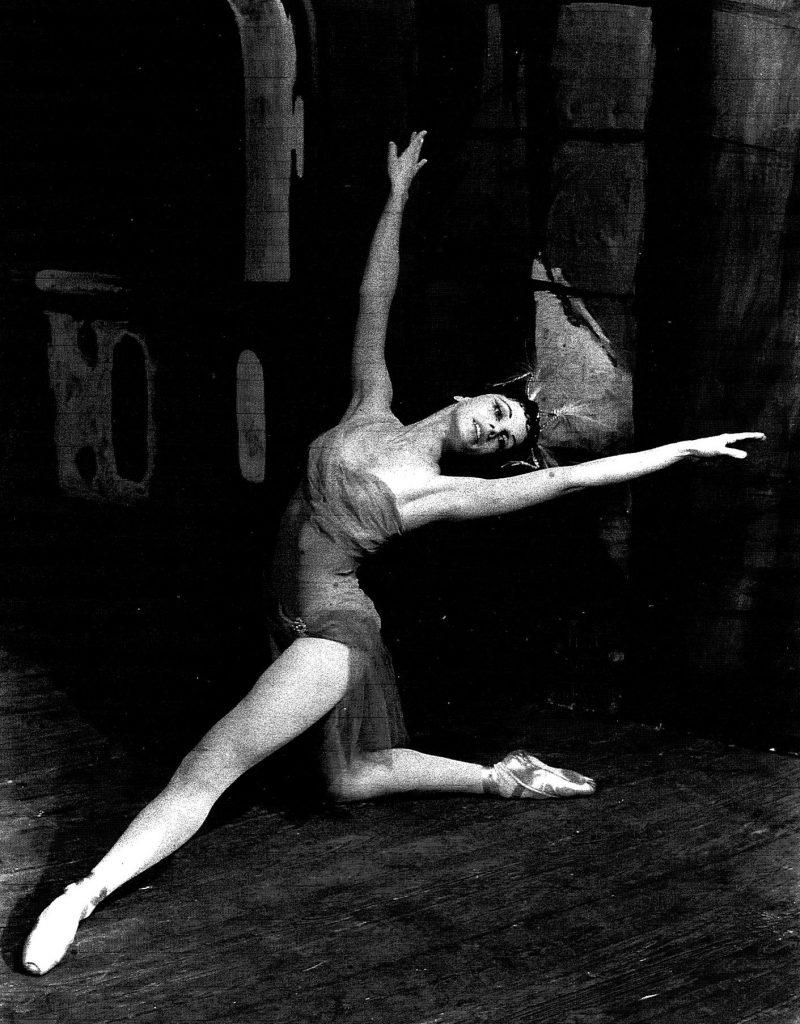 Dulce Anaya in her studio
