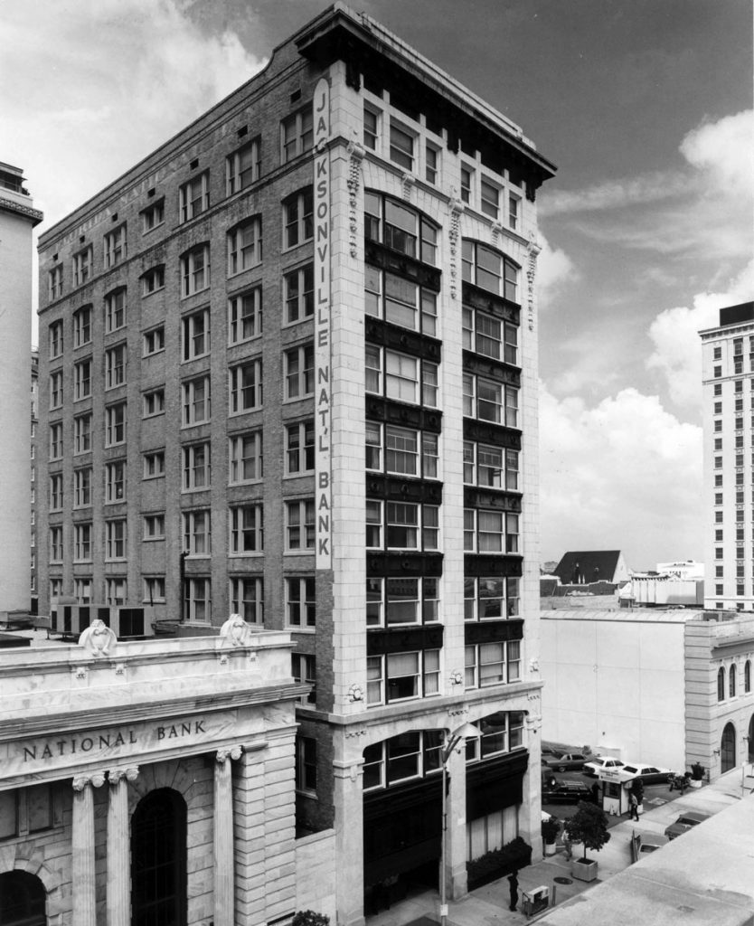 The Bisbee Building, Florida's first skyscraper, 1988. Photo provided by Judy Davis.
