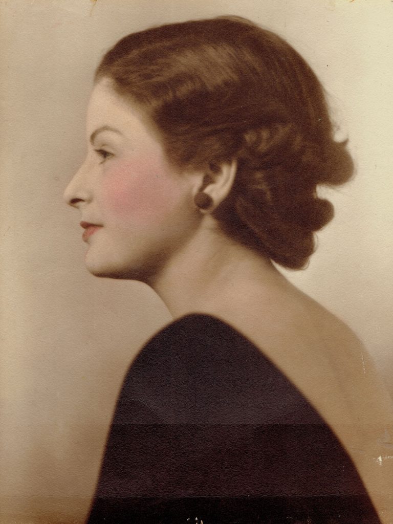 Bonnie Nelson Gum