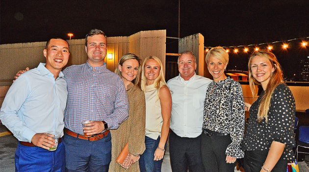 SMMA, SMPS members mingle amidst twinkling city lights