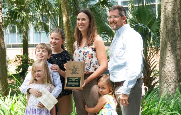 Sulzbacher psychiatrist earns Hippocratic Award Sulzbacher psychiatrist earns Hippocratic Award