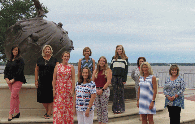 Jacksonville Alumnae Panhellenic Association receives two awards