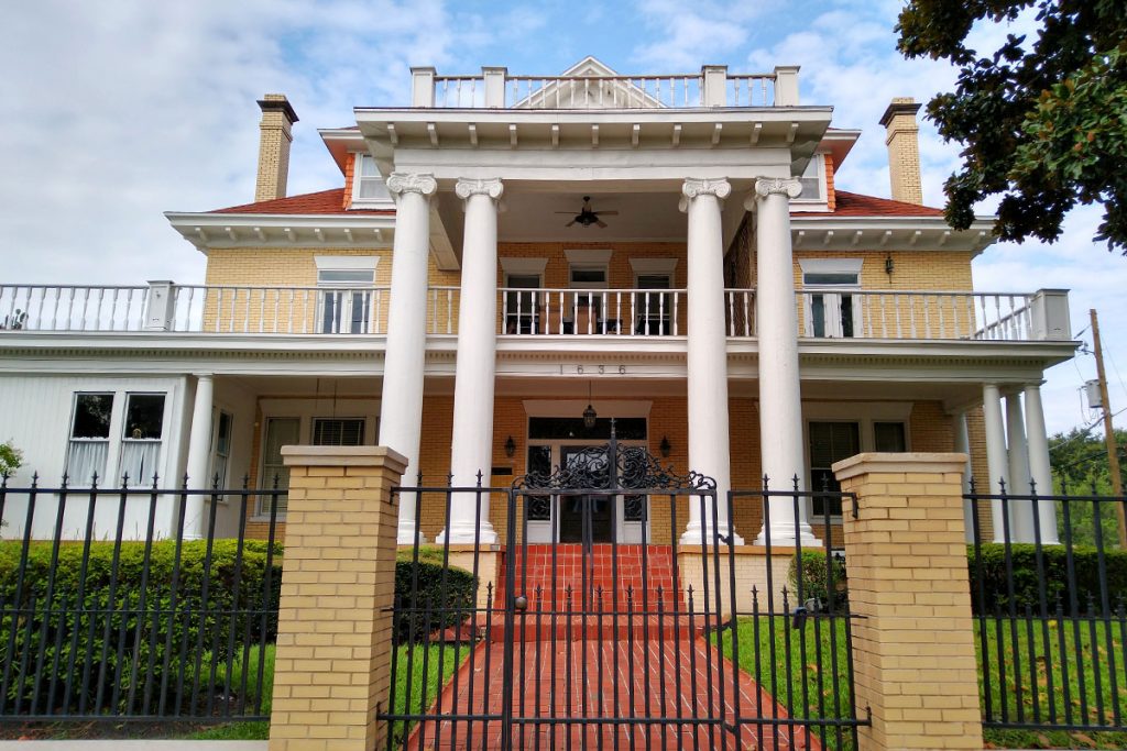 The Martha Washington