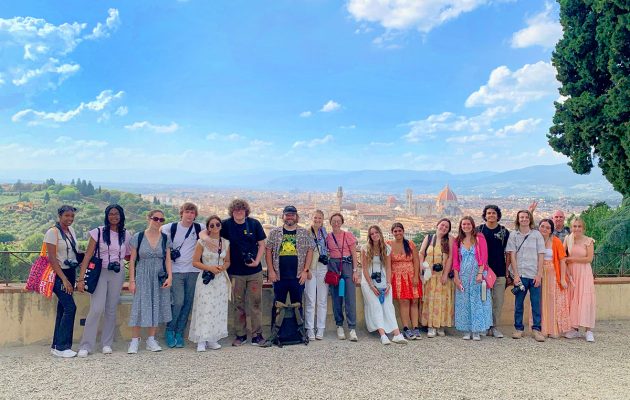 Photography students document Italy