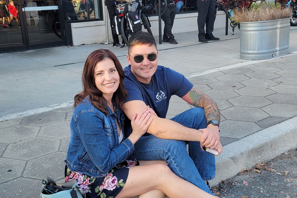 Jenna Spearman and Sean Corcoran did some curbside people watching.