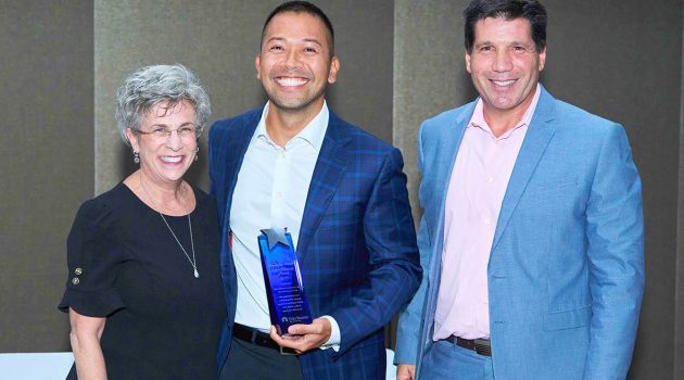 ElderSource recognizes award winners during annual “A Night with the Stars” event