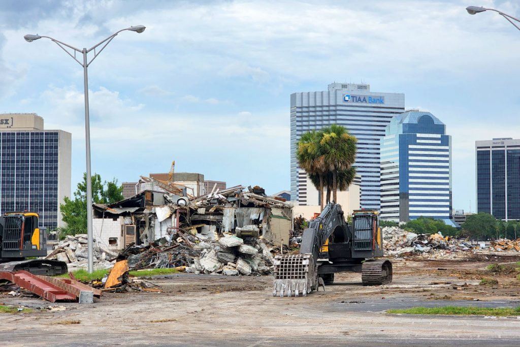 Jacksonville’s landmark River City Brewery was demolished last summer to make way for RD River City Brewery, which will include apartments and a restaurant.