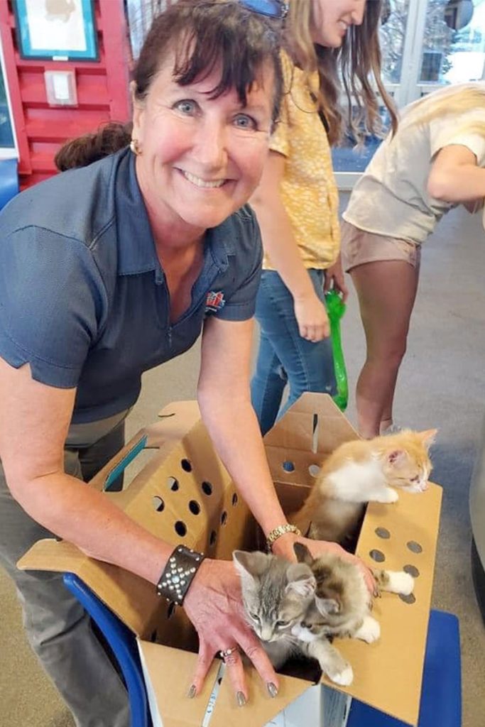 Vicki Cross, ACPS 15-Year Kitten Army Volunteer