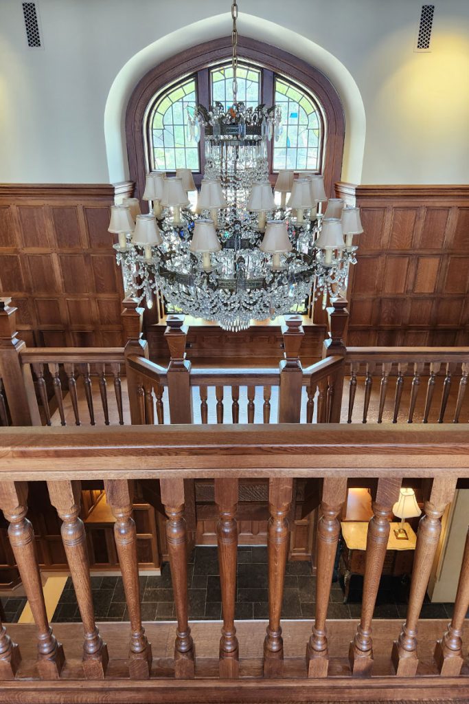 chandalier