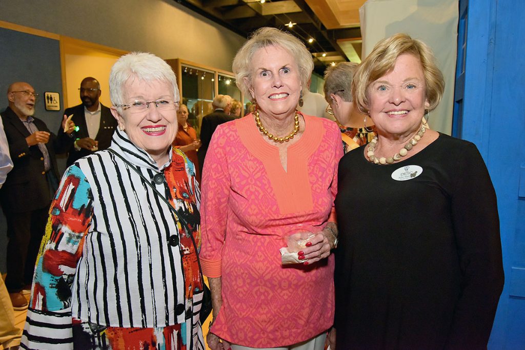 Linda Ferrigno with Fran Moulder and Julie Handley