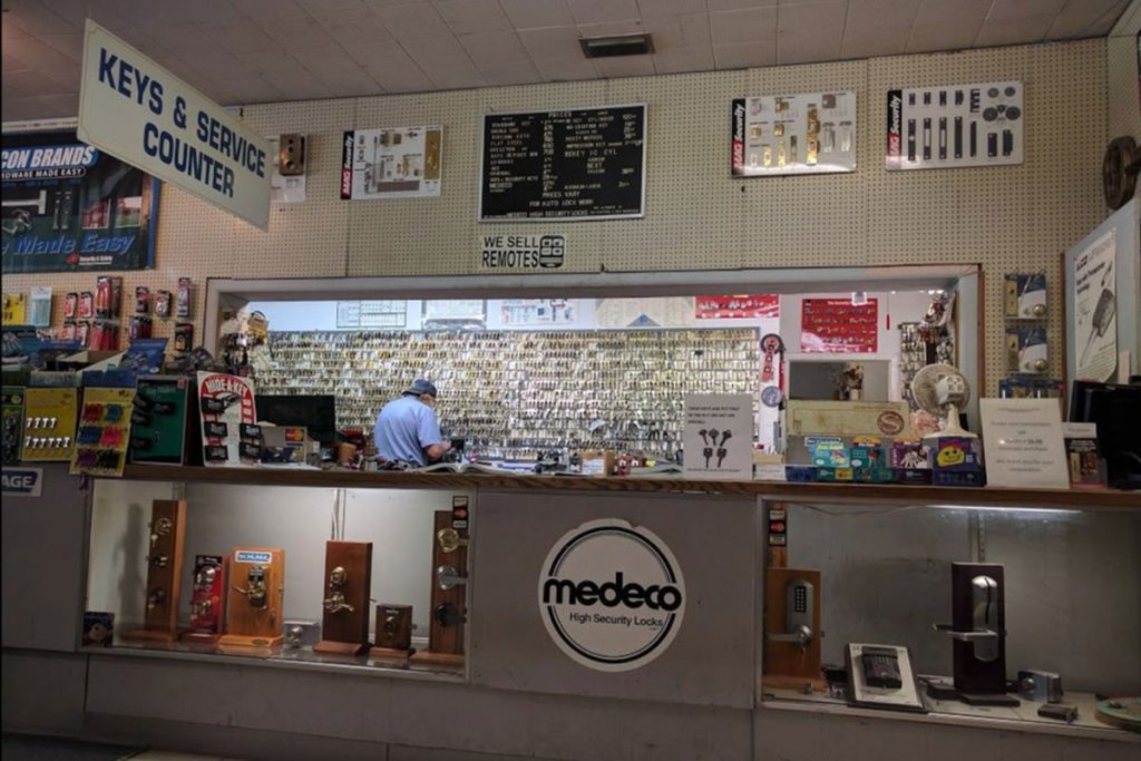 An interior shot of the Piner's shot at its former location in what is now the renovated Miramar Plaza.