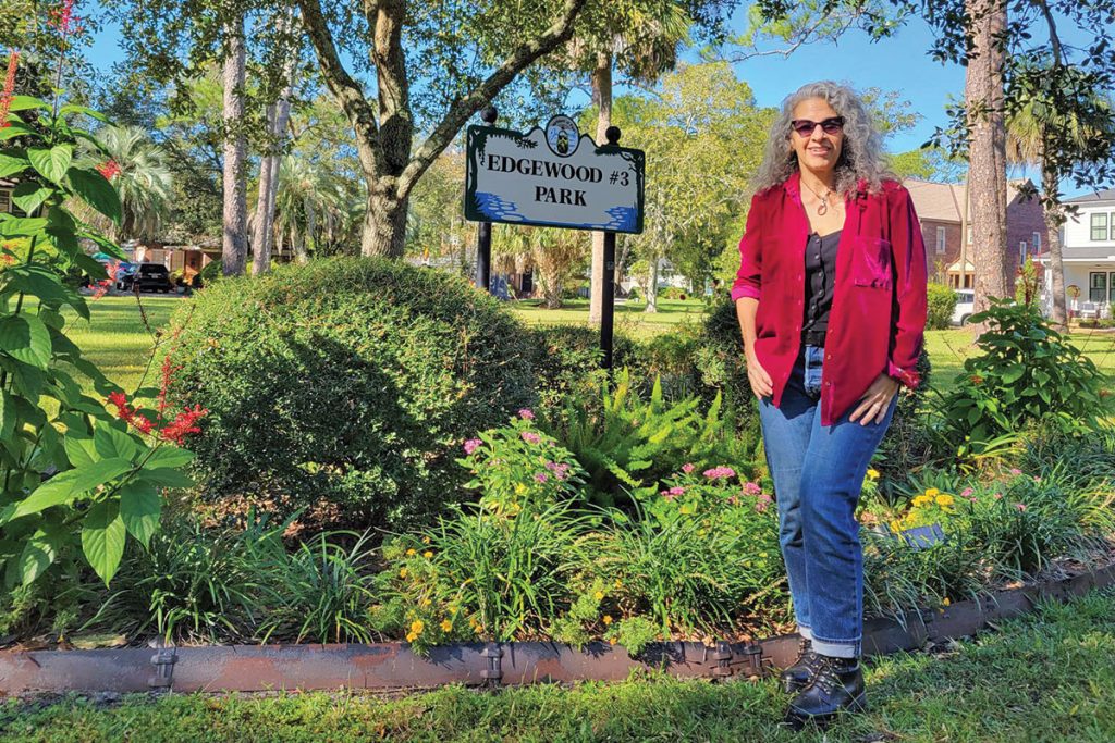 Jennifer Taylor, Avondale resident and Boone Park North steward, participated in a fall 2021 park clean-up day.