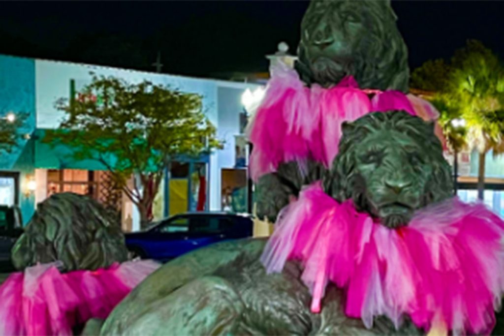 Lions Fountain in San Marco decorated in pink